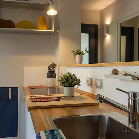 Cosy In The Park Apartment Como