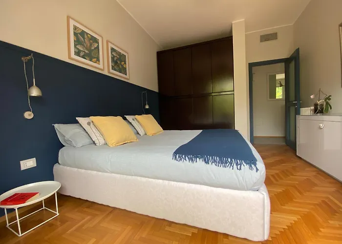 Cosy In The Park Quiete E Relax In Un'oasi Apartman Como